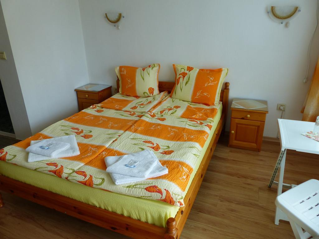 Sunhouse Rooms Carevo Exteriér fotografie